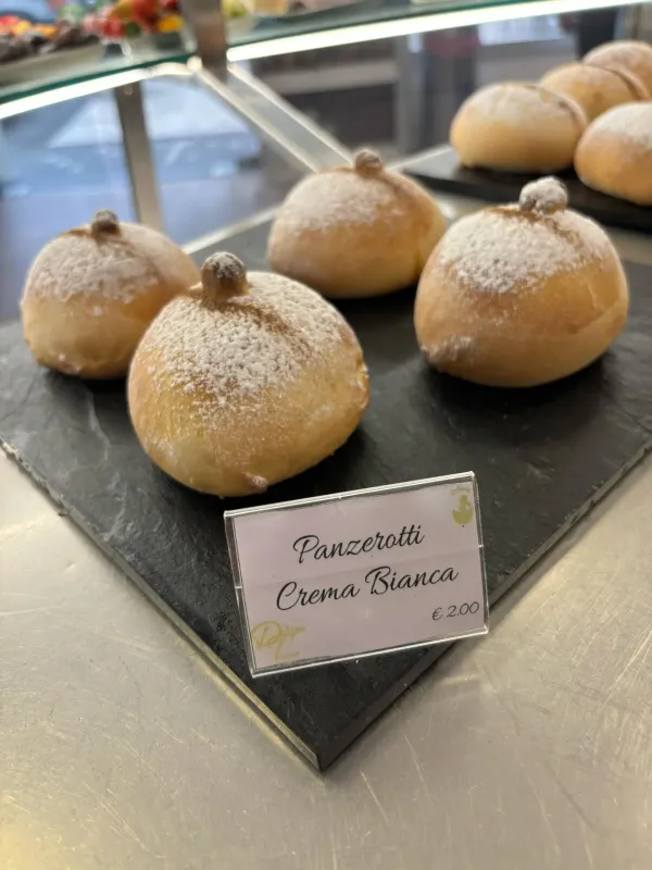 Panzerotto Crema Pasticcera