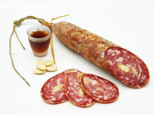 Salame tipo mandorle e marsala