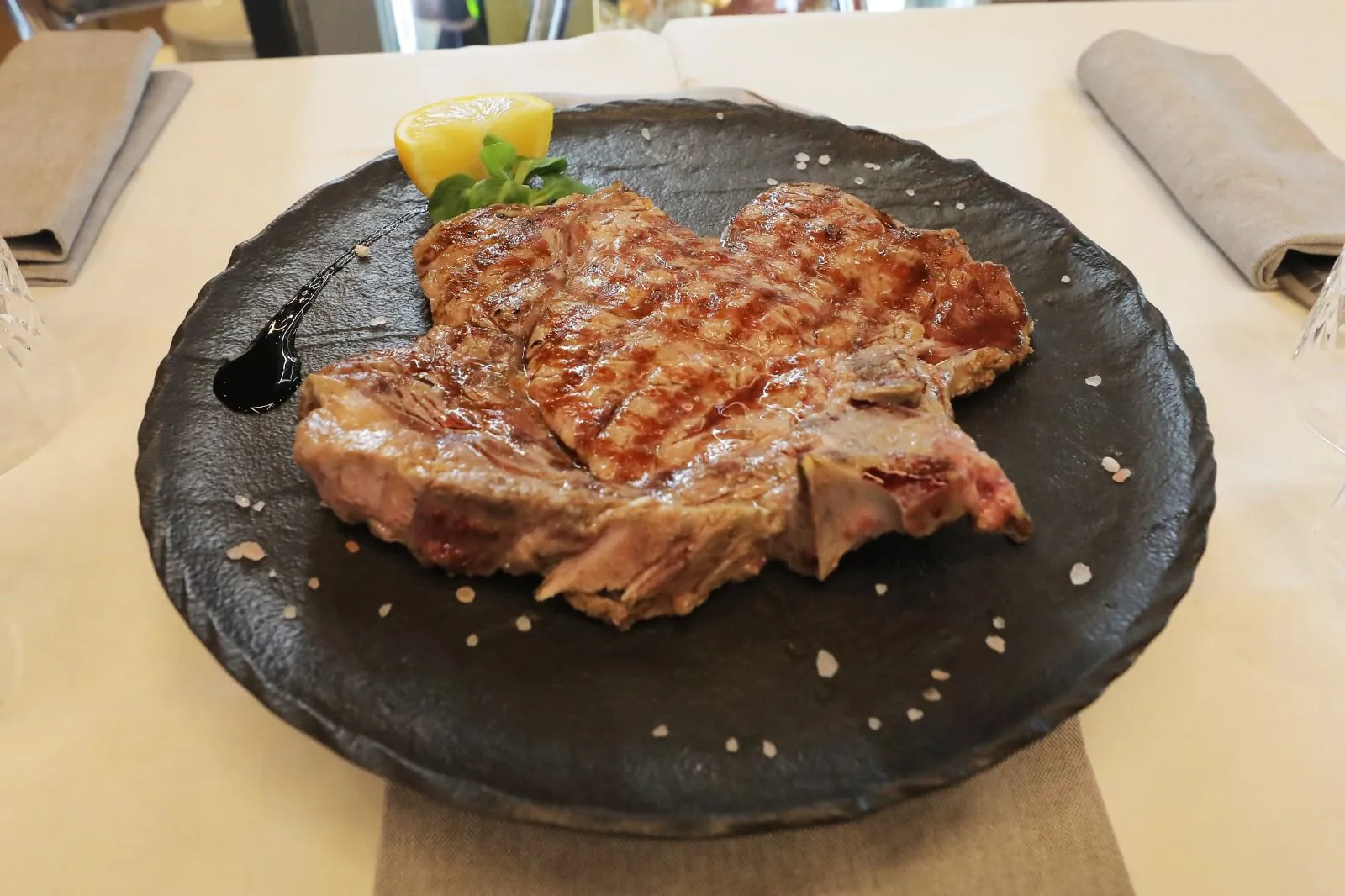 Pizza forno a legna Il Personaggio